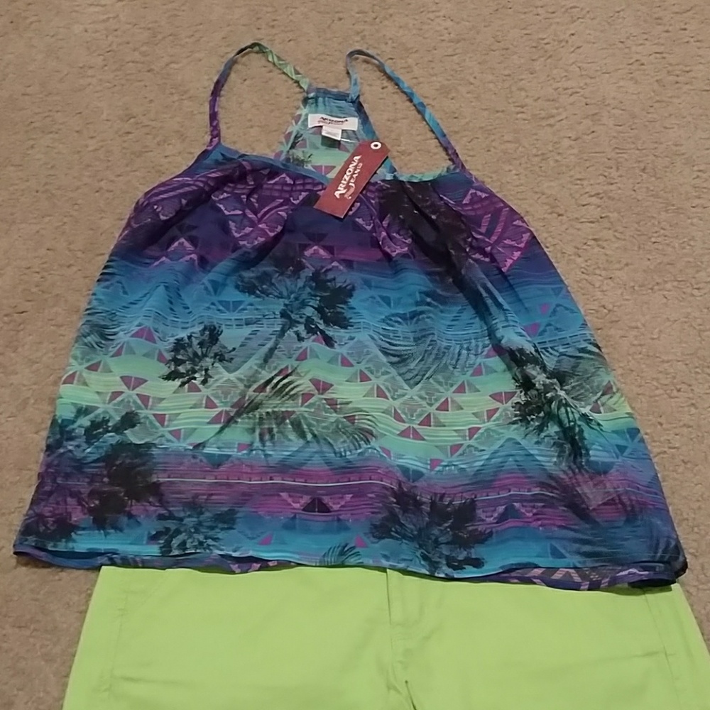 SALE!! NWT Arizona multi color tank summer top
